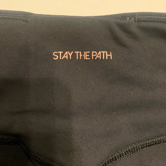 Stay the Path Exercise Shorts - Picture 2 of 3